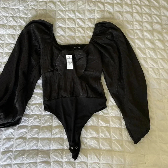 Express black satin bodysuit - Picture 4 of 12